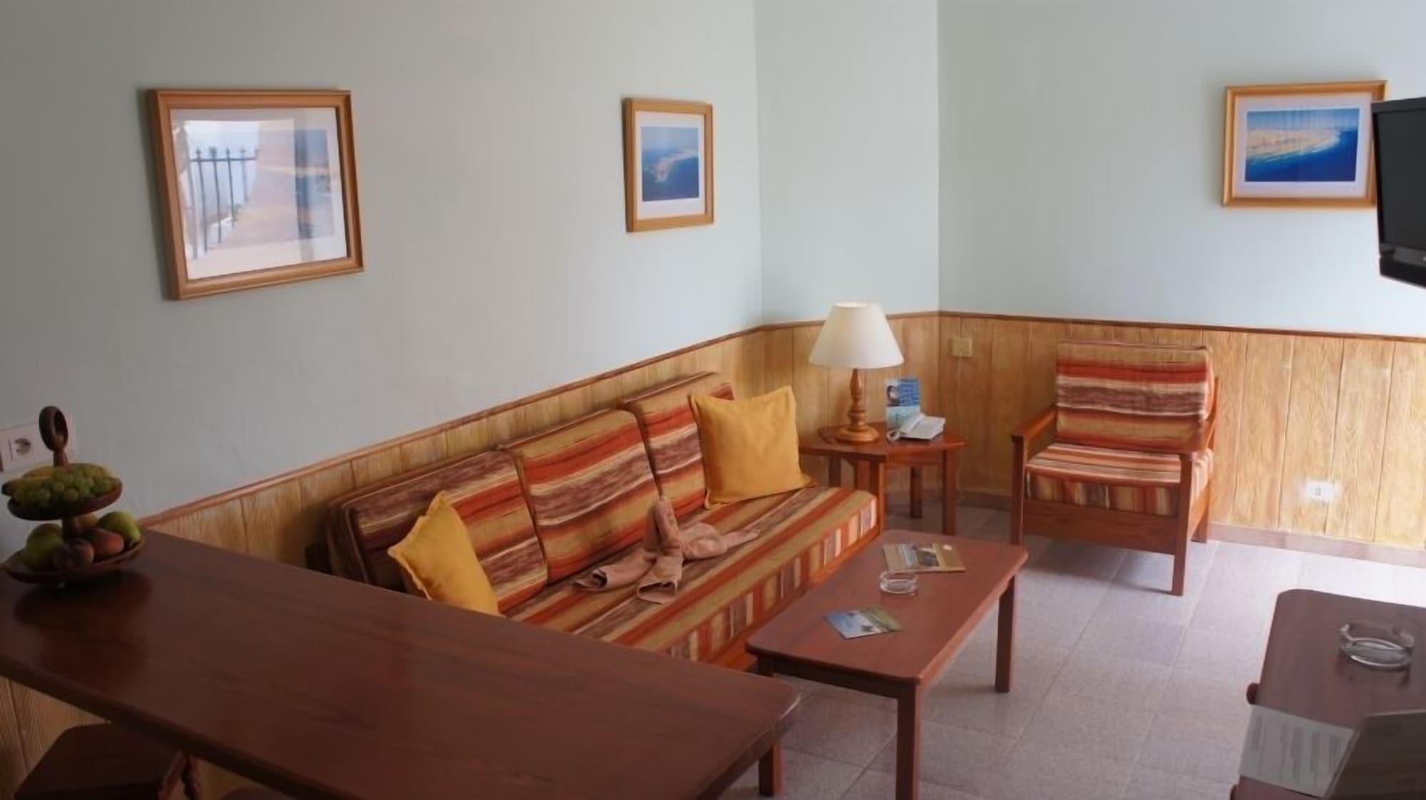 Castillo Playa Калета де Фусте Екстериор снимка